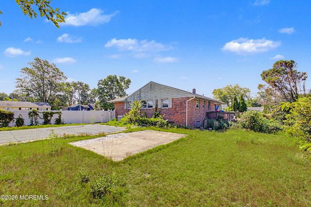 280 Delaware Drive, Brick, NJ 08723