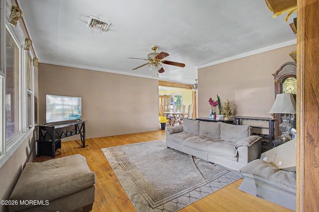 280 Delaware Drive, Brick, NJ 08723