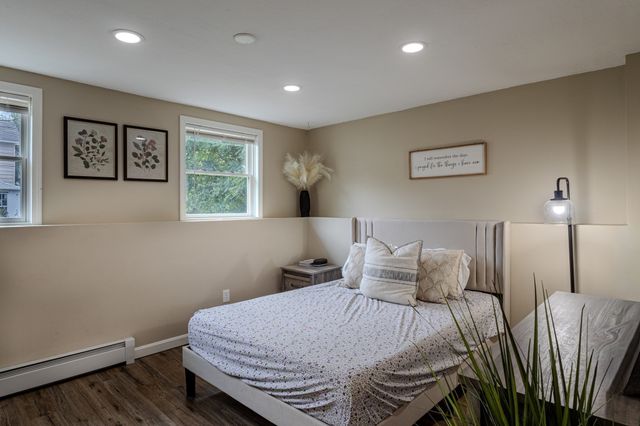 91 Wendell St, Athol, MA 01331