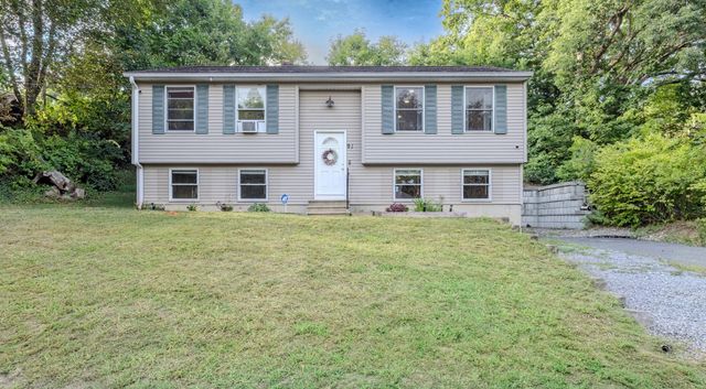 91 Wendell St, Athol, MA 01331