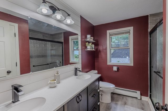 91 Wendell St, Athol, MA 01331