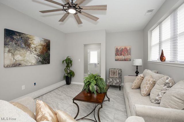 3138 E 135, Cleveland, OH 44120