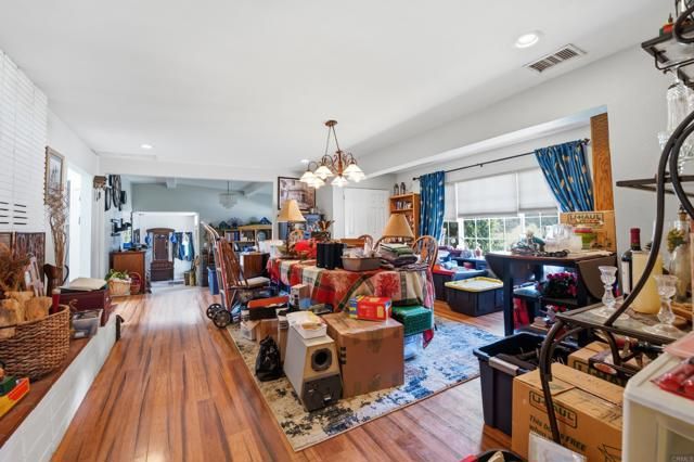 1650 N Broadway, Escondido, CA 92026