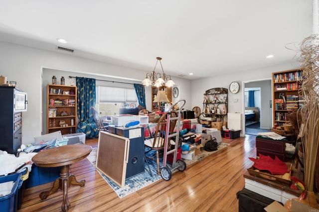 1650 N Broadway, Escondido, CA 92026