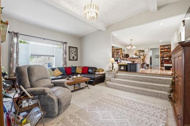 1650 N Broadway, Escondido, CA 92026