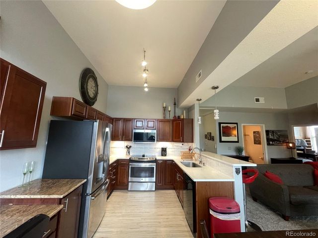 7931 W 55th Avenue 323, Arvada, CO 80002