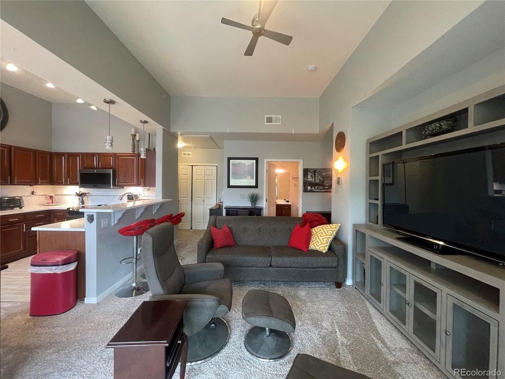7931 W 55th Avenue 323, Arvada, CO 80002