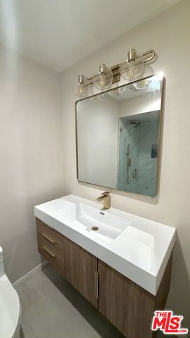 25 PRIVATEER Street, Marina Del Rey, CA 90292