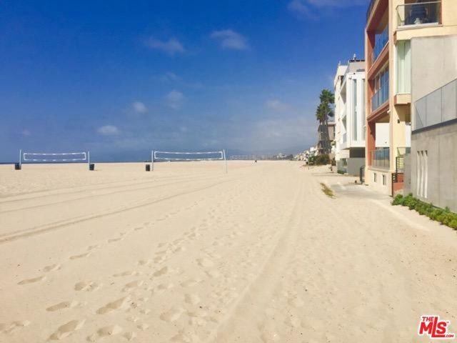25 PRIVATEER Street, Marina Del Rey, CA 90292