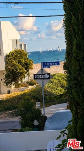 25 PRIVATEER Street, Marina Del Rey, CA 90292