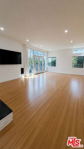 25 PRIVATEER Street, Marina Del Rey, CA 90292