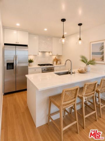 25 PRIVATEER Street, Marina Del Rey, CA 90292