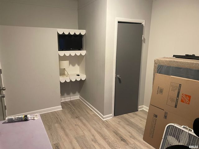 1202 E Parham Street, Marion, IL 62959