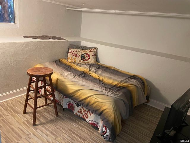 1202 E Parham Street, Marion, IL 62959