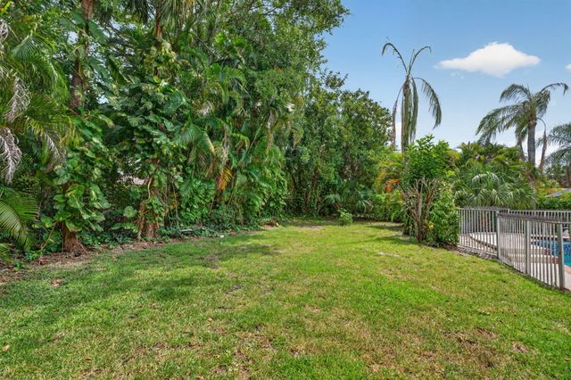 7555 Live Oak Drive, Coral Springs, FL 33065