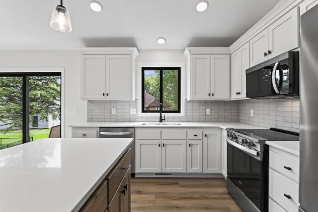 10717 Lincoln Street NE, Blaine, MN 55434