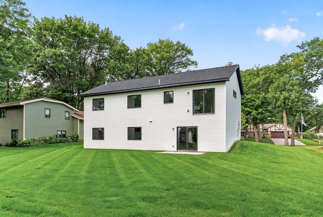 10717 Lincoln Street NE, Blaine, MN 55434