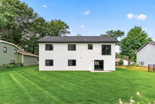 10717 Lincoln Street NE, Blaine, MN 55434