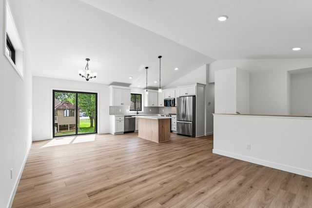 10717 Lincoln Street NE, Blaine, MN 55434