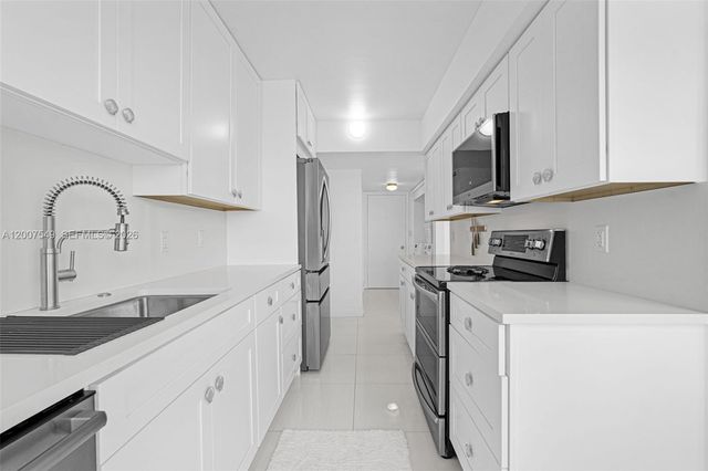 4280 Galt Ocean Dr 2F, Fort Lauderdale, FL 33308