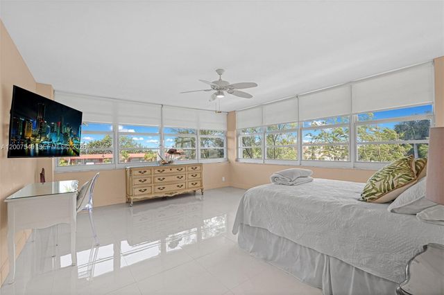 4280 Galt Ocean Dr 2F, Fort Lauderdale, FL 33308