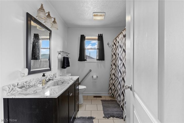 935 Logan Avenue, Toronto, OH 43964