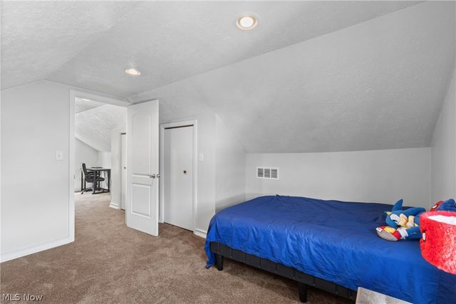 935 Logan Avenue, Toronto, OH 43964