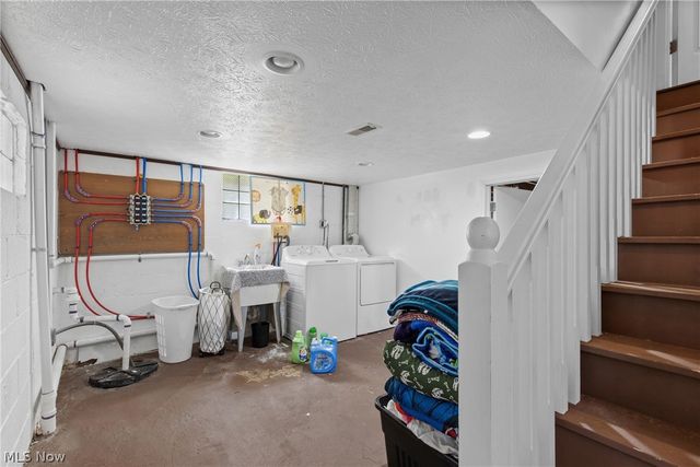 935 Logan Avenue, Toronto, OH 43964