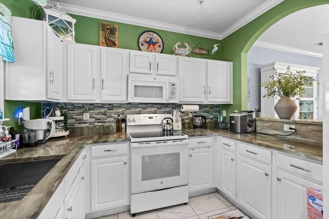 6203 Catalina Dr Unit 1813, North Myrtle Beach, SC 29582