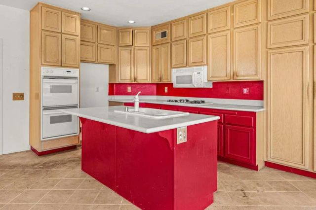 31299 Canterbury Court, Temecula, CA 92591