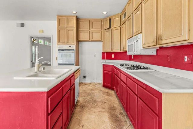 31299 Canterbury Court, Temecula, CA 92591