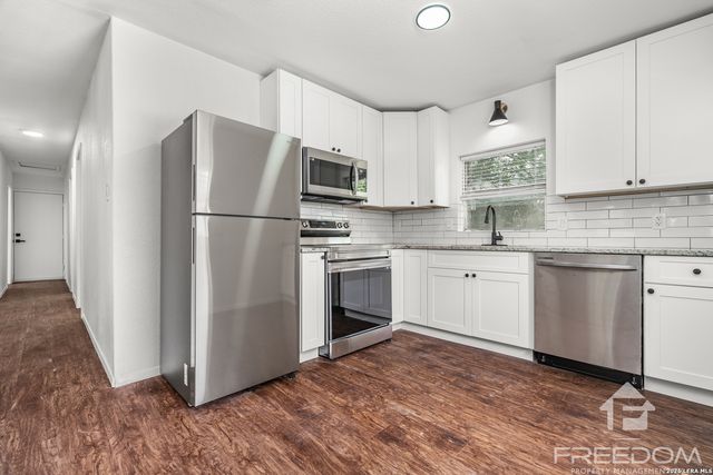 1824 Katy St, New Braunfels, TX 78130