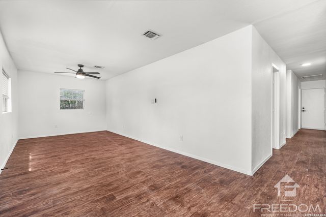 1824 Katy St, New Braunfels, TX 78130