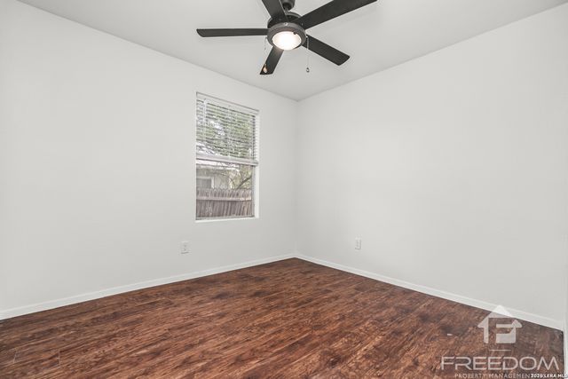 1824 Katy St, New Braunfels, TX 78130
