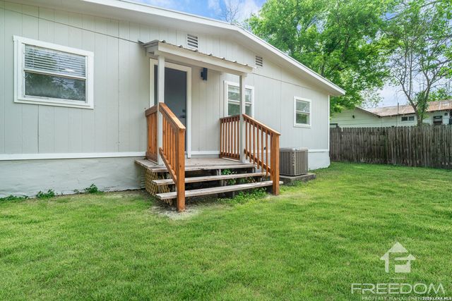 1824 Katy St, New Braunfels, TX 78130