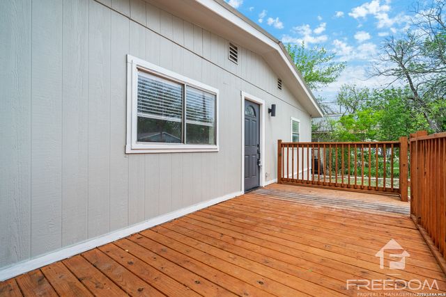 1824 Katy St, New Braunfels, TX 78130