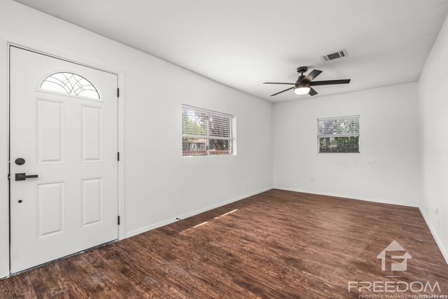 1824 Katy St, New Braunfels, TX 78130