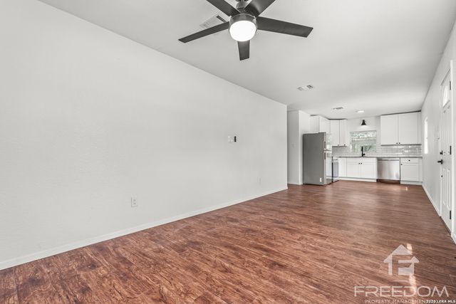 1824 Katy St, New Braunfels, TX 78130