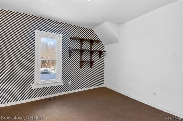 6756 W Beard Road, Perry, MI 48872