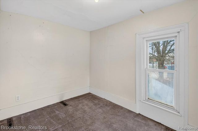 6756 W Beard Road, Perry, MI 48872