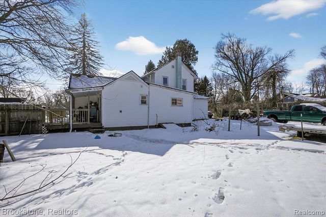 6756 W Beard Road, Perry, MI 48872