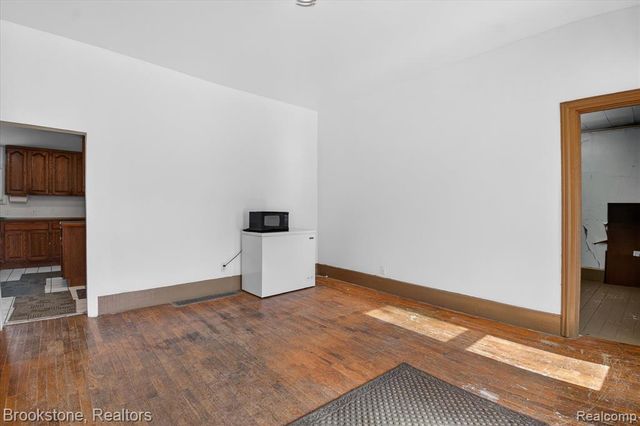 6756 W Beard Road, Perry, MI 48872