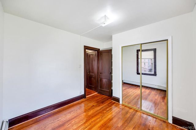 8343 261st Street, Glen Oaks, NY 11004