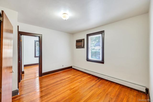 8343 261st Street, Glen Oaks, NY 11004
