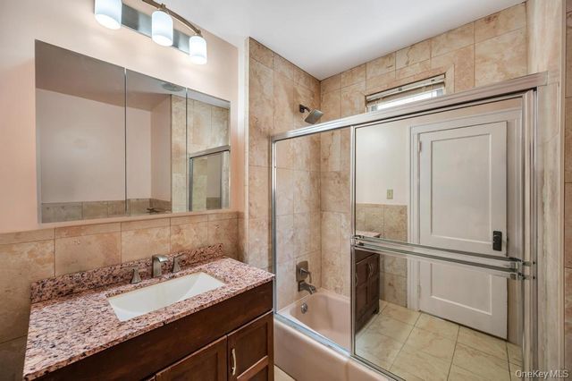 8343 261st Street, Glen Oaks, NY 11004