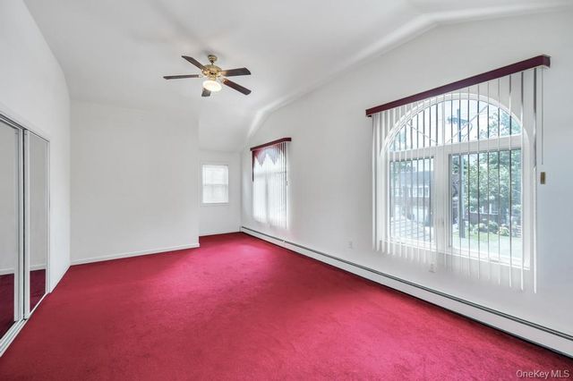 8343 261st Street, Glen Oaks, NY 11004