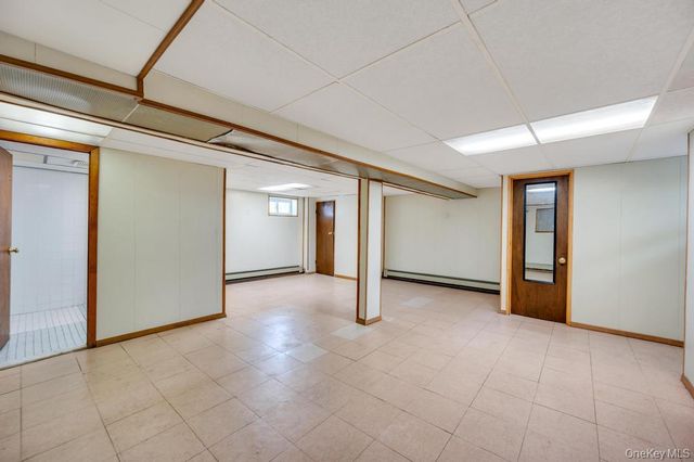 8343 261st Street, Glen Oaks, NY 11004