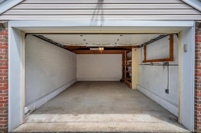 8343 261st Street, Glen Oaks, NY 11004