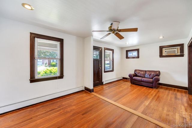 8343 261st Street, Glen Oaks, NY 11004