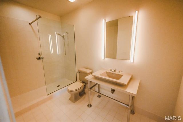 1010 Saint Charles Street 1002, St Louis, MO 63101